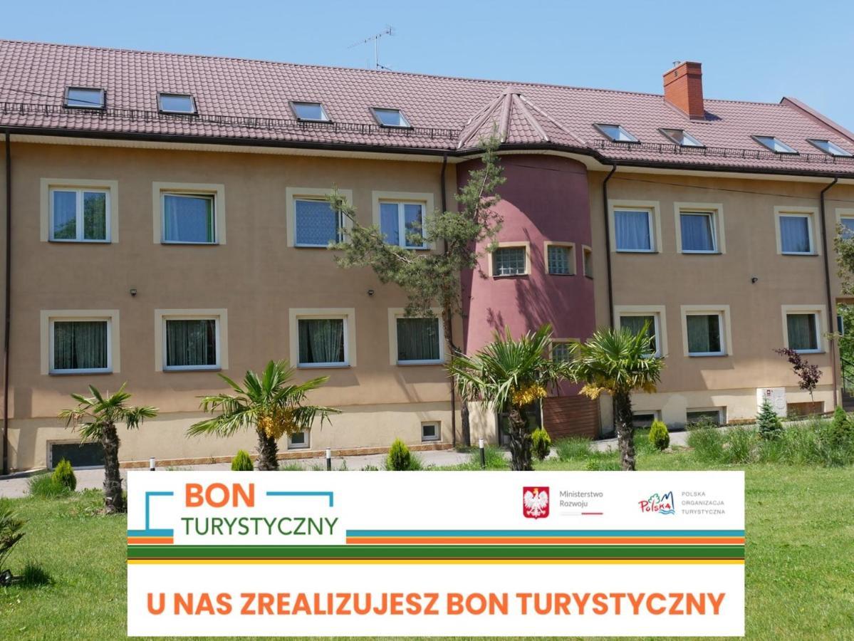 Zajazd Pulaskiego Konstancin-Jeziorna Exterior foto